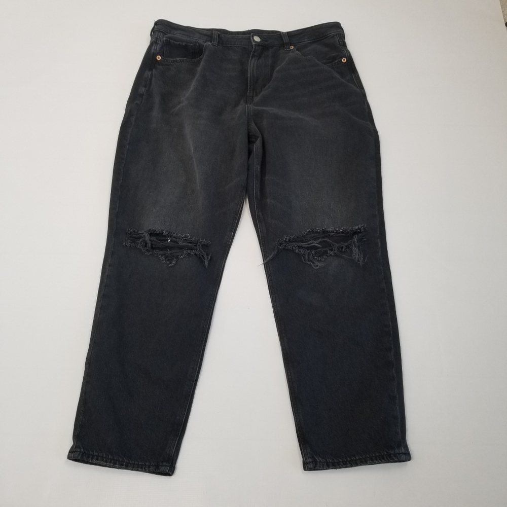 American Eagle Mom Jeans Destructed Size 16 Short